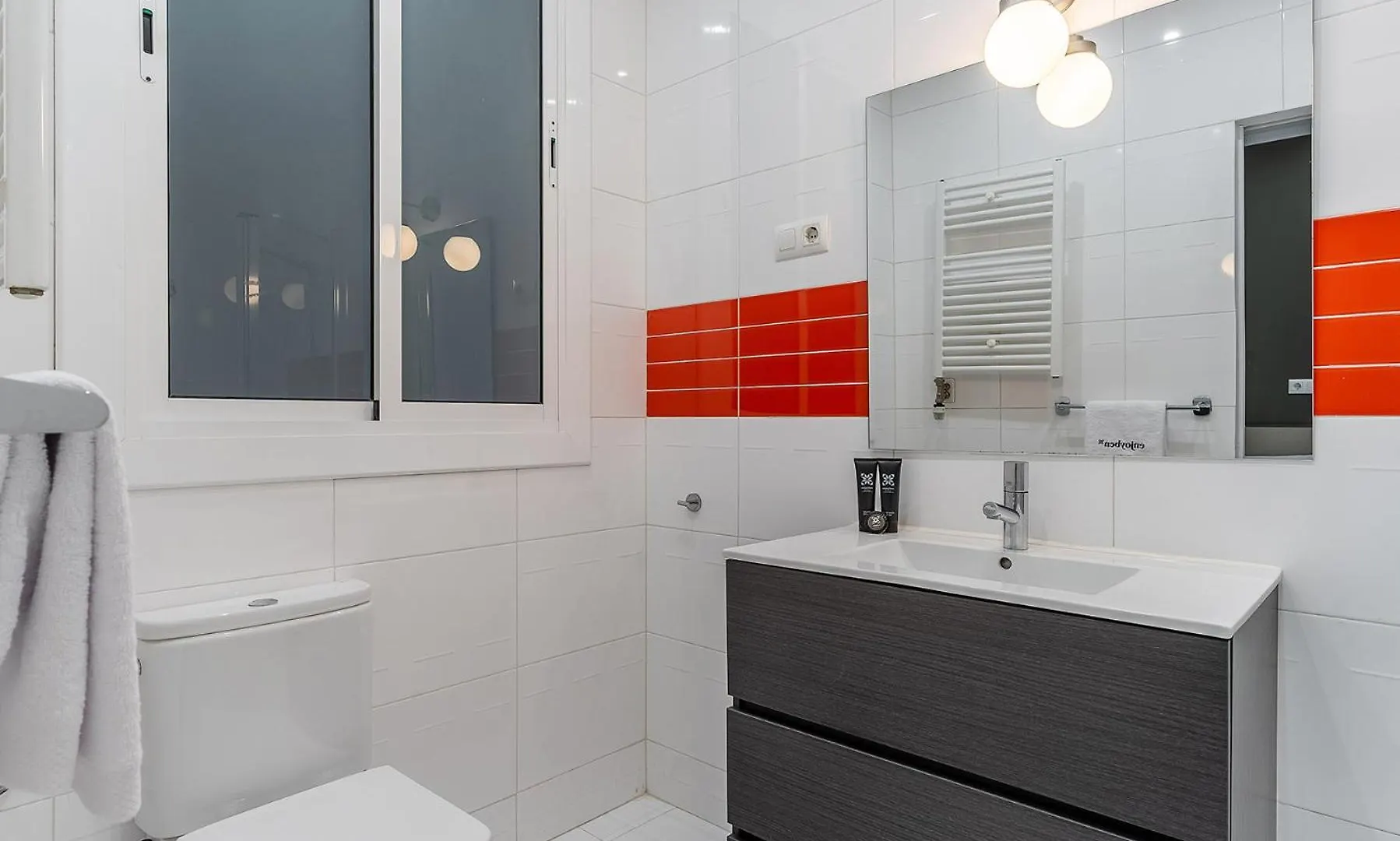 Enjoybcn Tapies Apartment Barcelona Spain